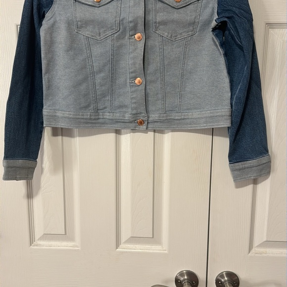 Judy Blue Color Block Button Down Long Sleeve Denim Jacket - Picture 4 of 15